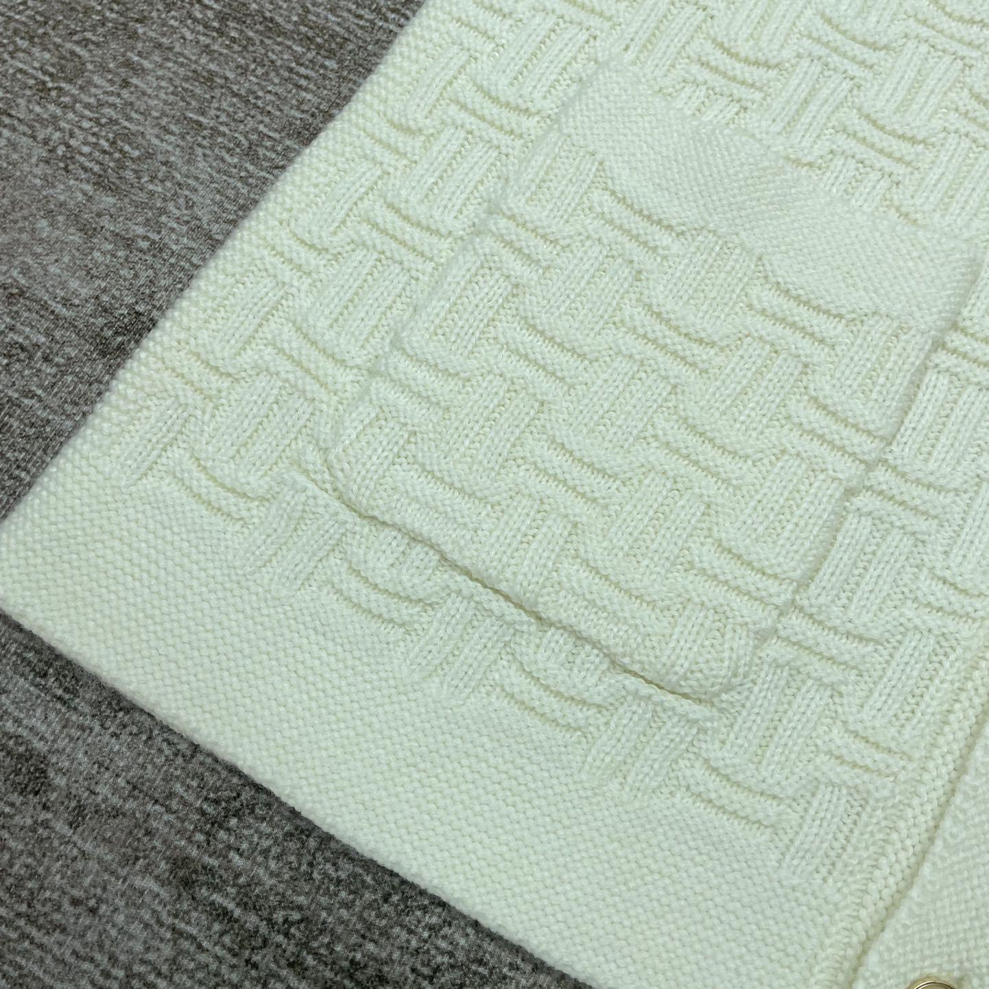 Casablanca Column Stitch Cardigan     D0082 - FashionPlug