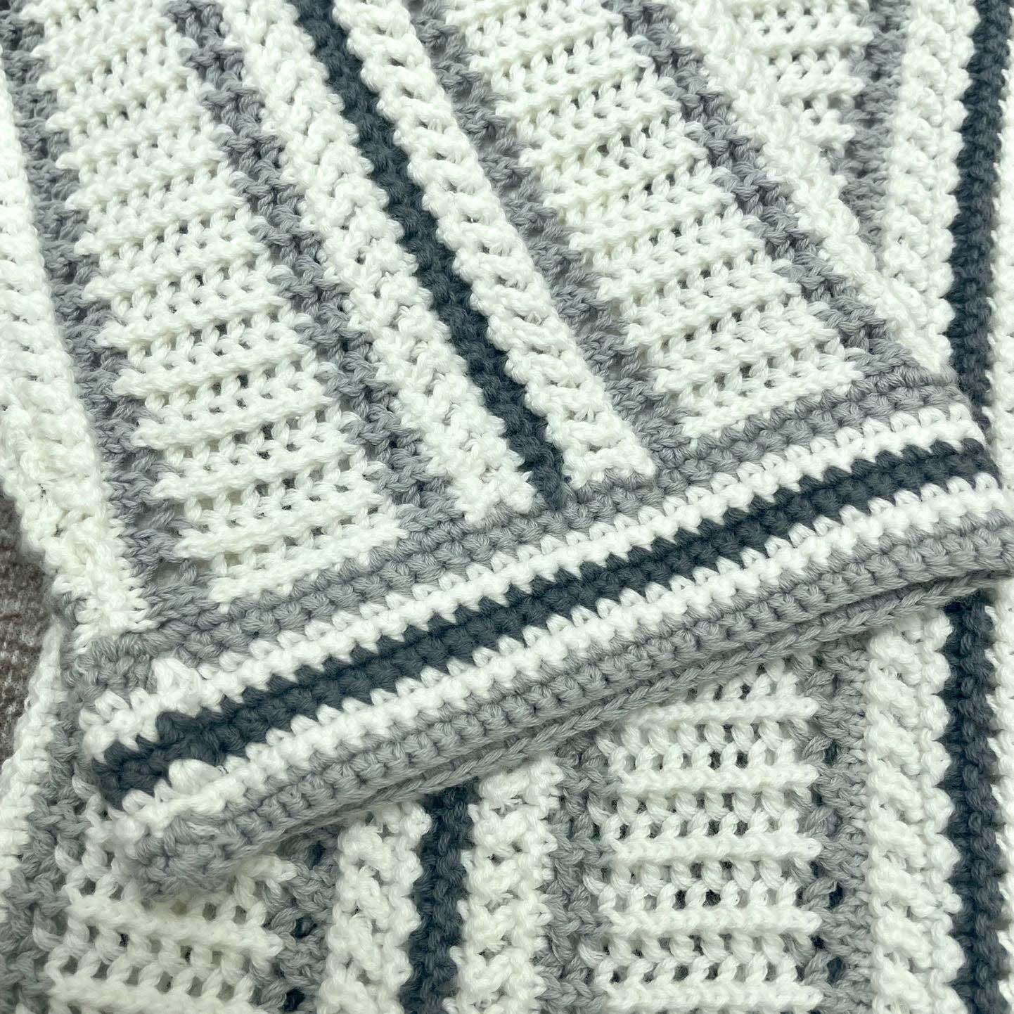 Casablanca Crochet Textured Cardigan   Z6003 - FashionPlug