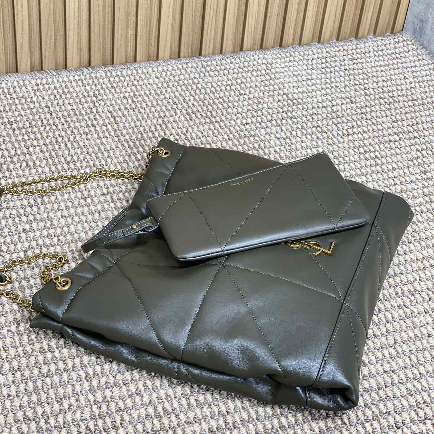 Saint Laurent Jamie Pochon In Lambskin - FashionPlug