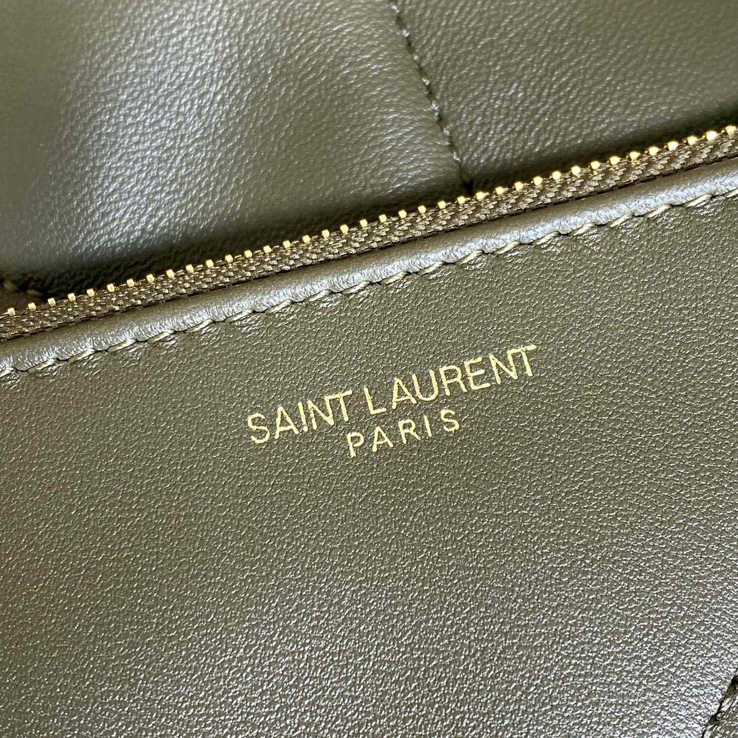 Saint Laurent Jamie Pochon In Lambskin - FashionPlug
