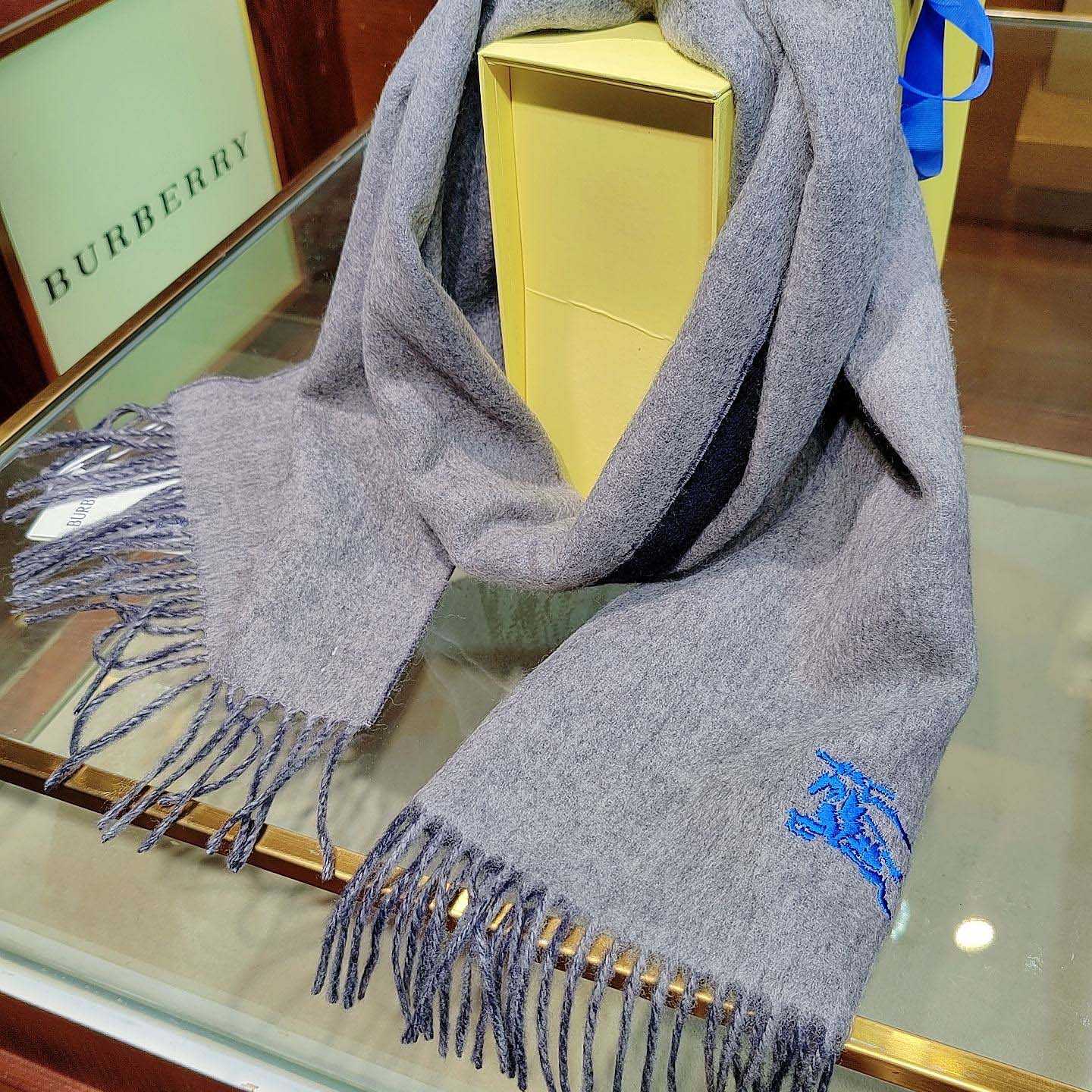 Burberry Reversible Cashmere Scarf - FashionPlug