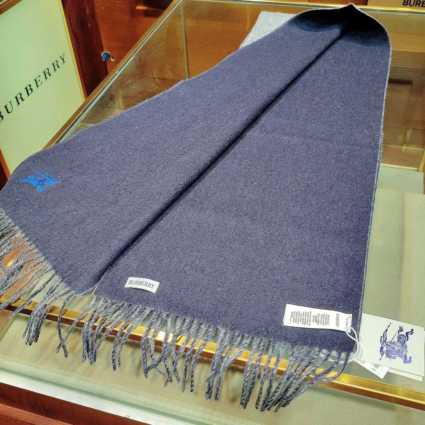 Burberry Reversible Cashmere Scarf - FashionPlug