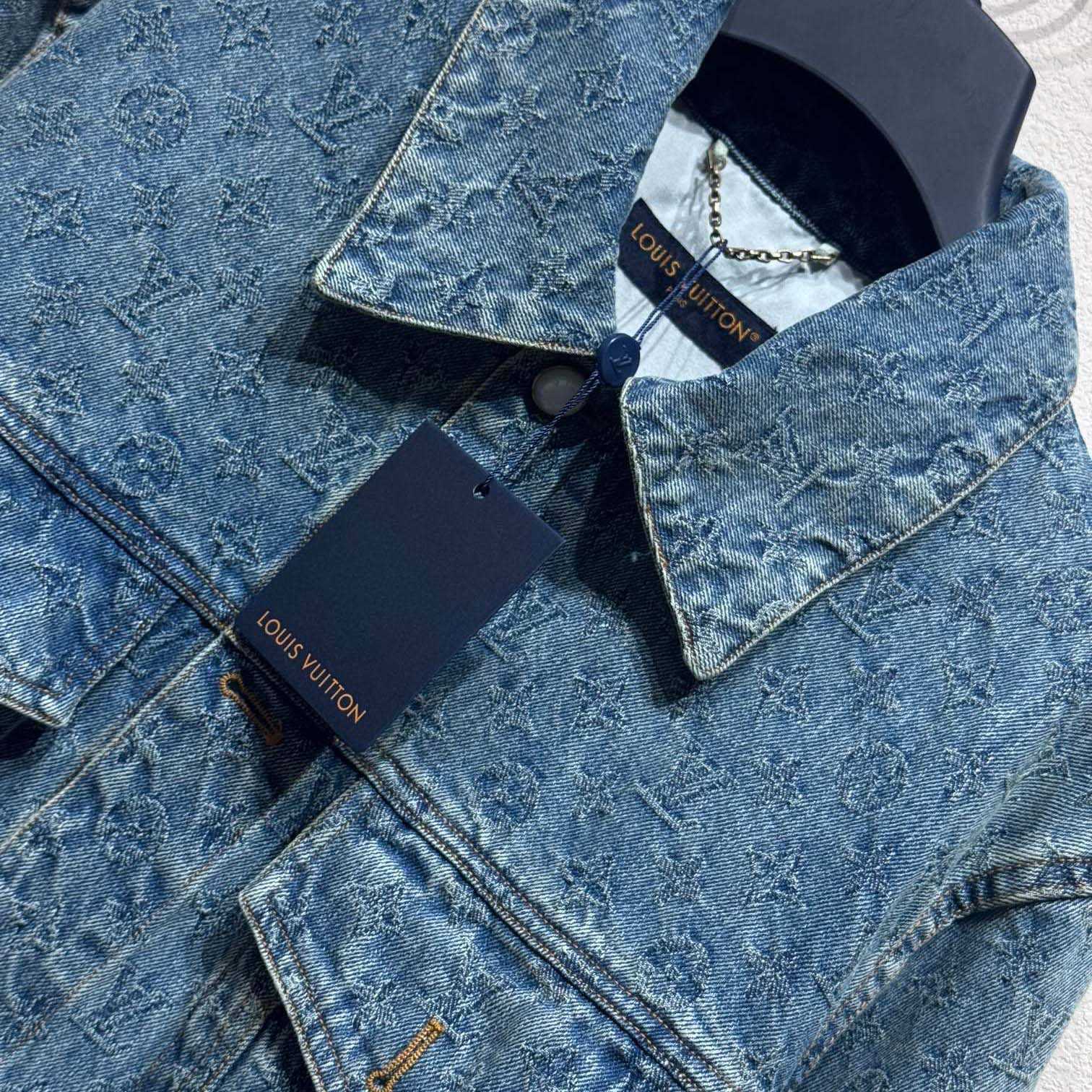 Louis Vuitton Monogram Jacquard Denim Jacket  1AGHUL - FashionPlug