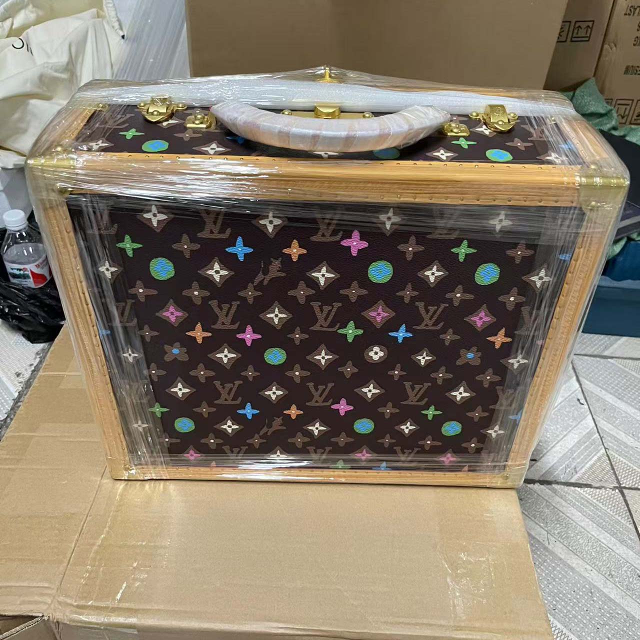 Louis Vuitton Cotteville 40   - FashionPlug