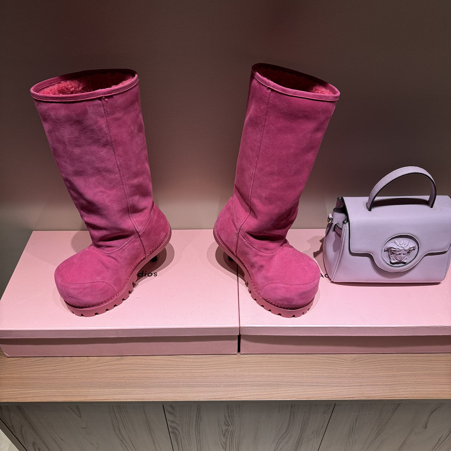 Balenciaga Boot  - FashionPlug