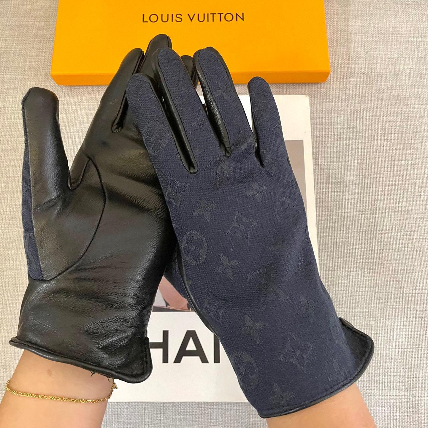 Louis Vuitton Gloves  - FashionPlug