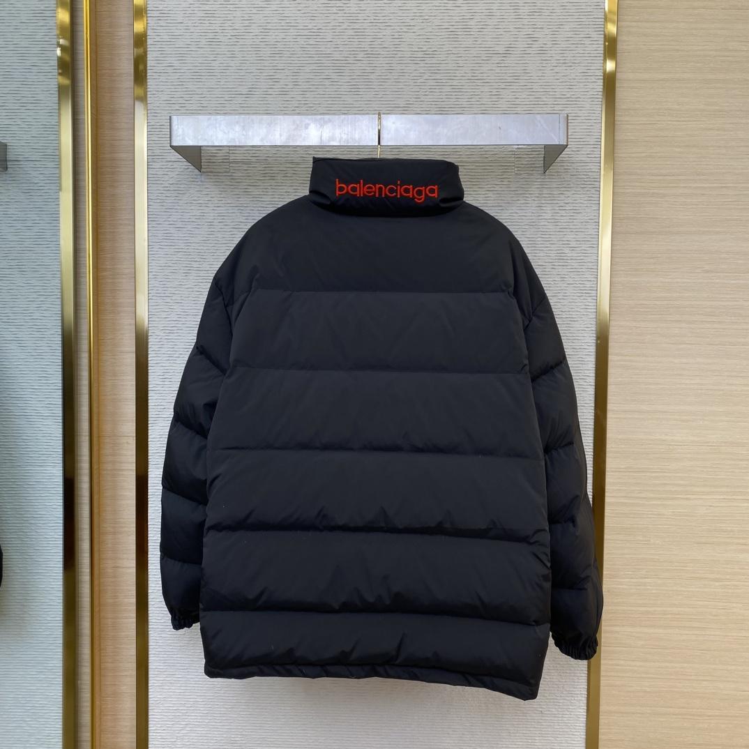 Balenciaga Logo-print Reversible Puffer Jacket - FashionPlug