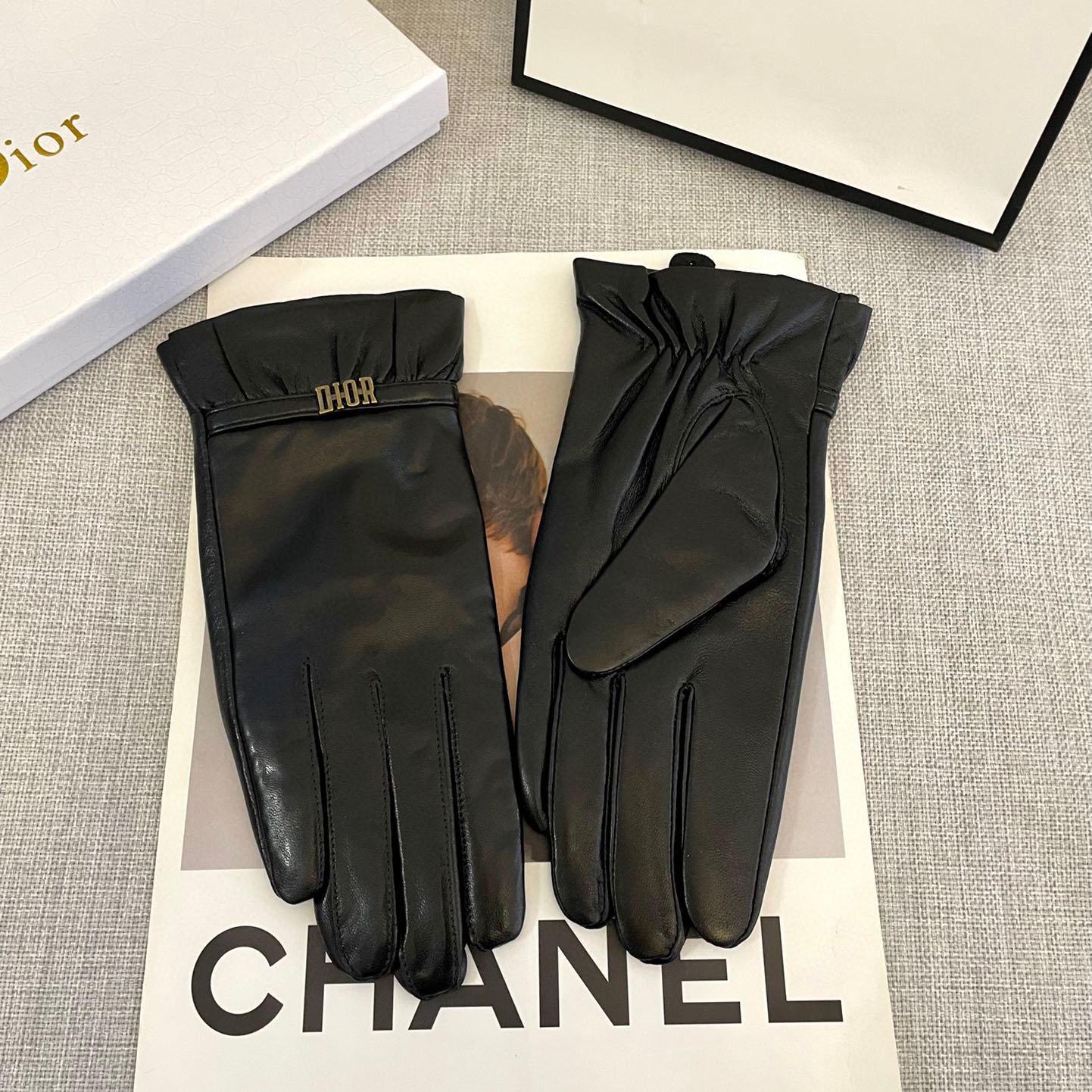 Dior Gloves  - FashionPlug