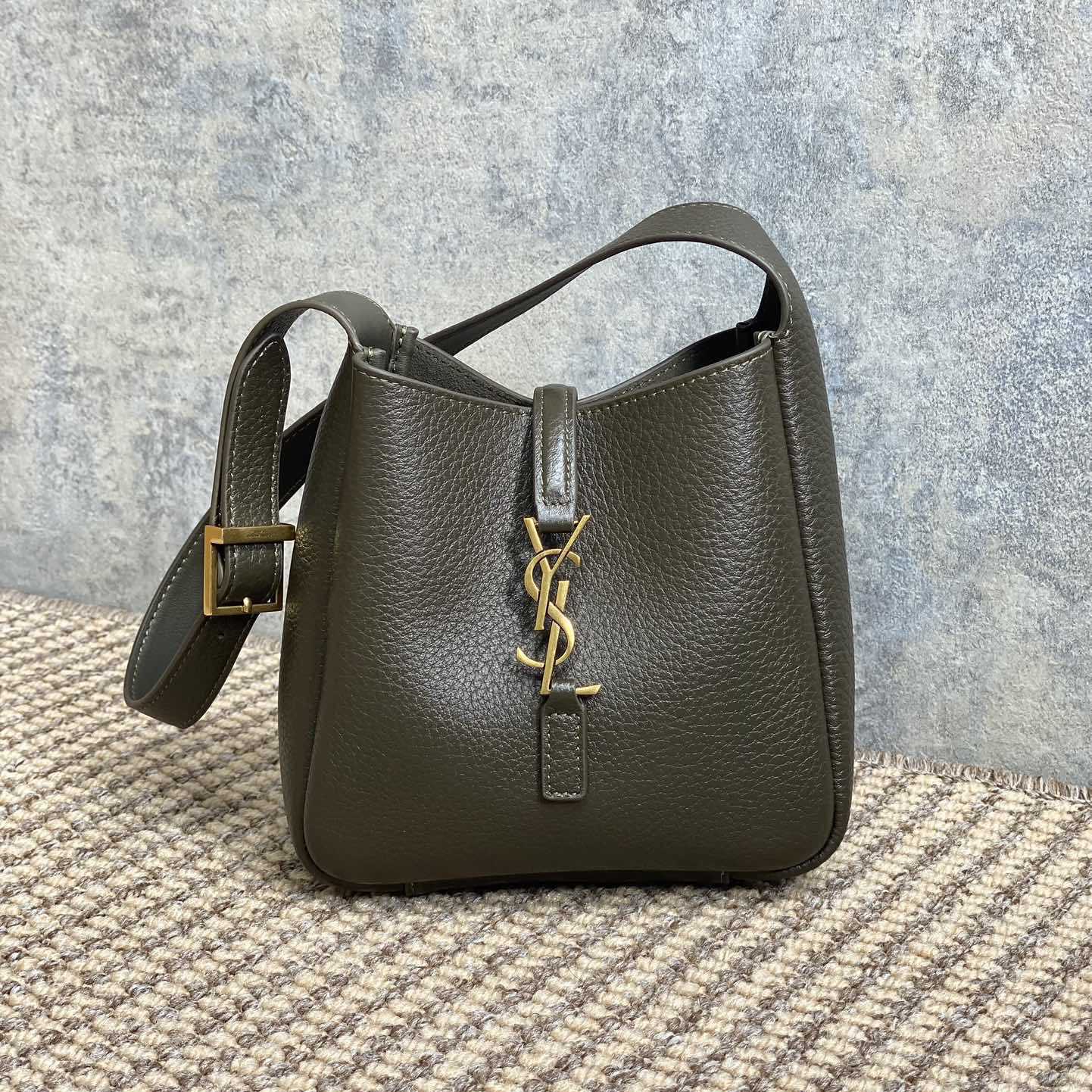 Saint Laurent LE 5 À 7 Supple Baby In Grained Leather - FashionPlug