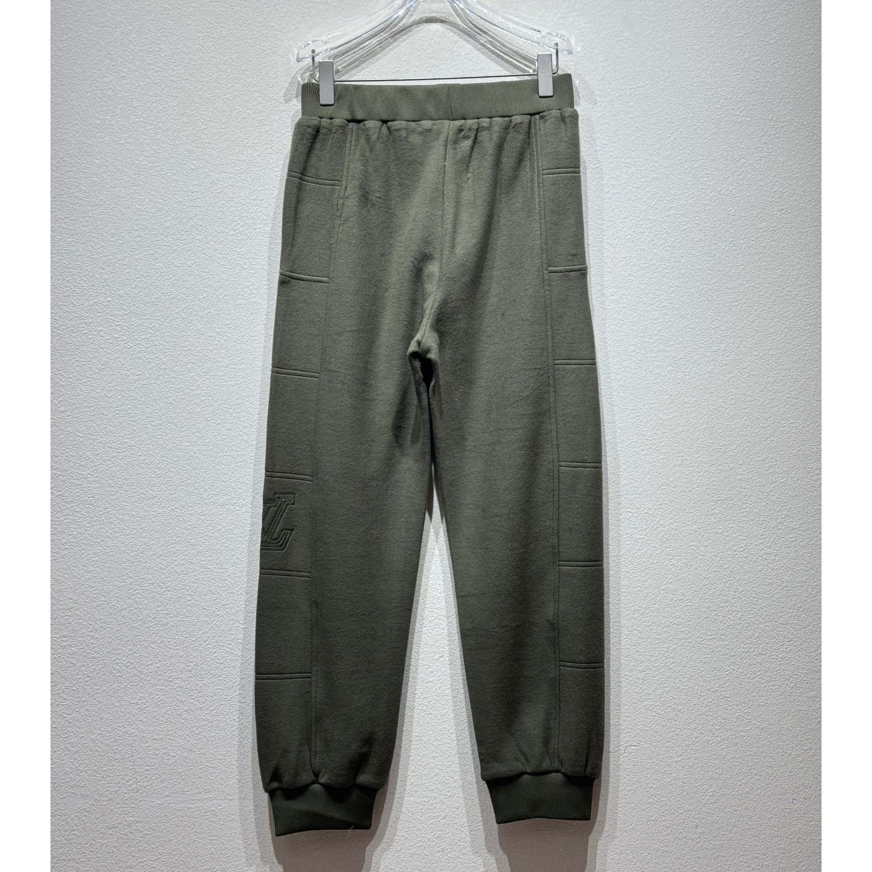 Louis Vuitton Quilted Textured Wool Pants   1AGJPS - FashionPlug