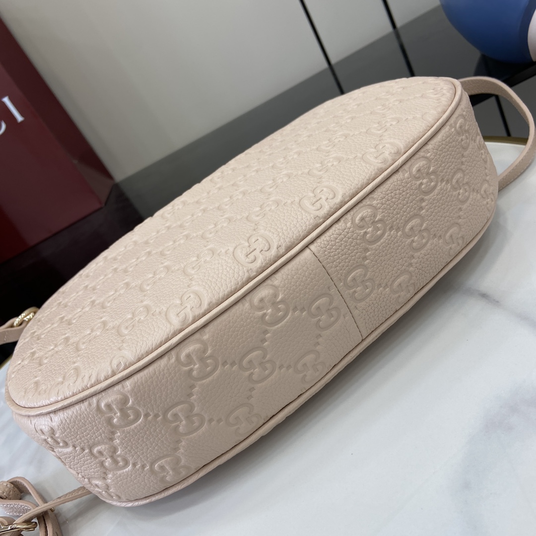 Gucci GG Emblem Medium Shoulder Bag - FashionPlug
