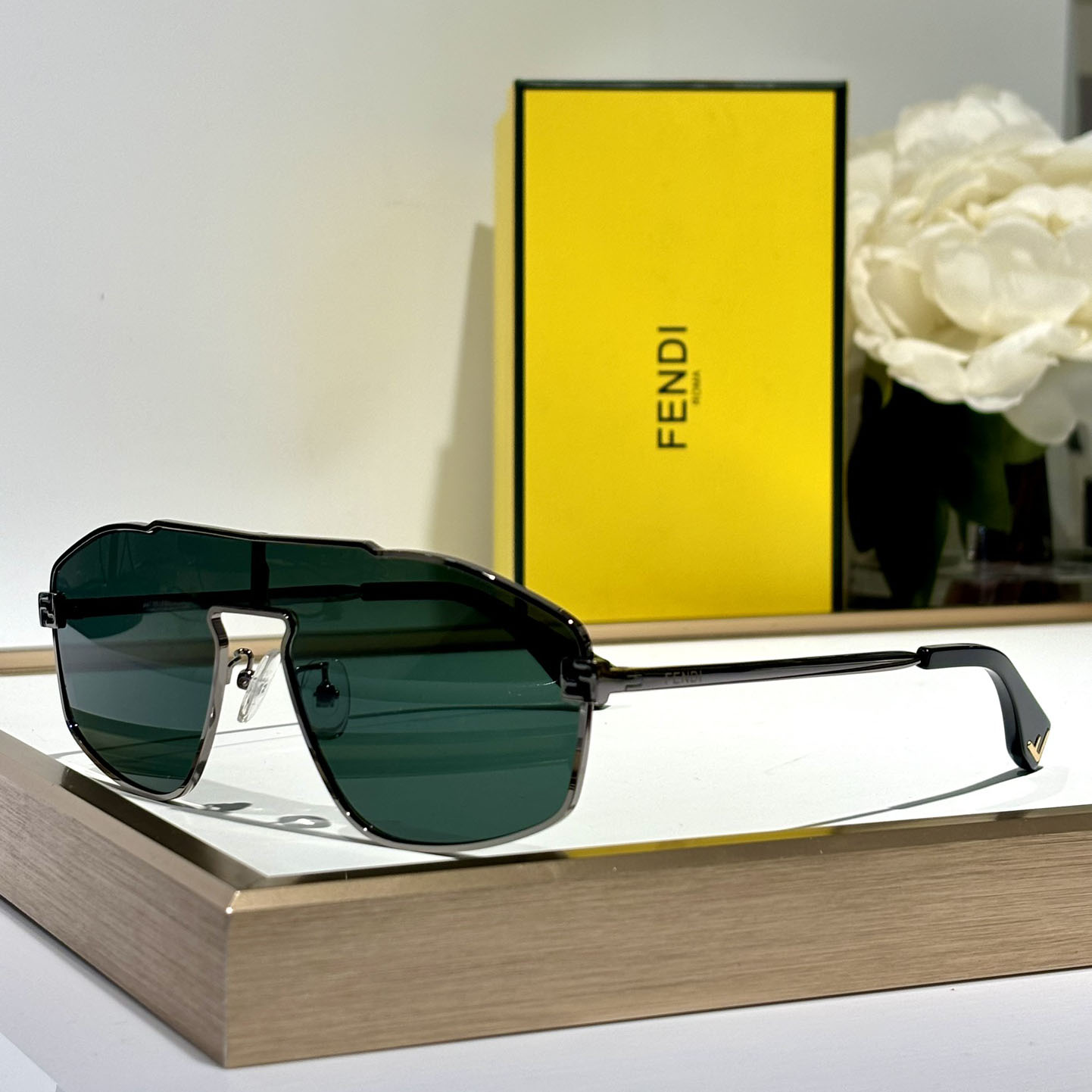 Fendi Sky Sunglasses   FE40129U - FashionPlug