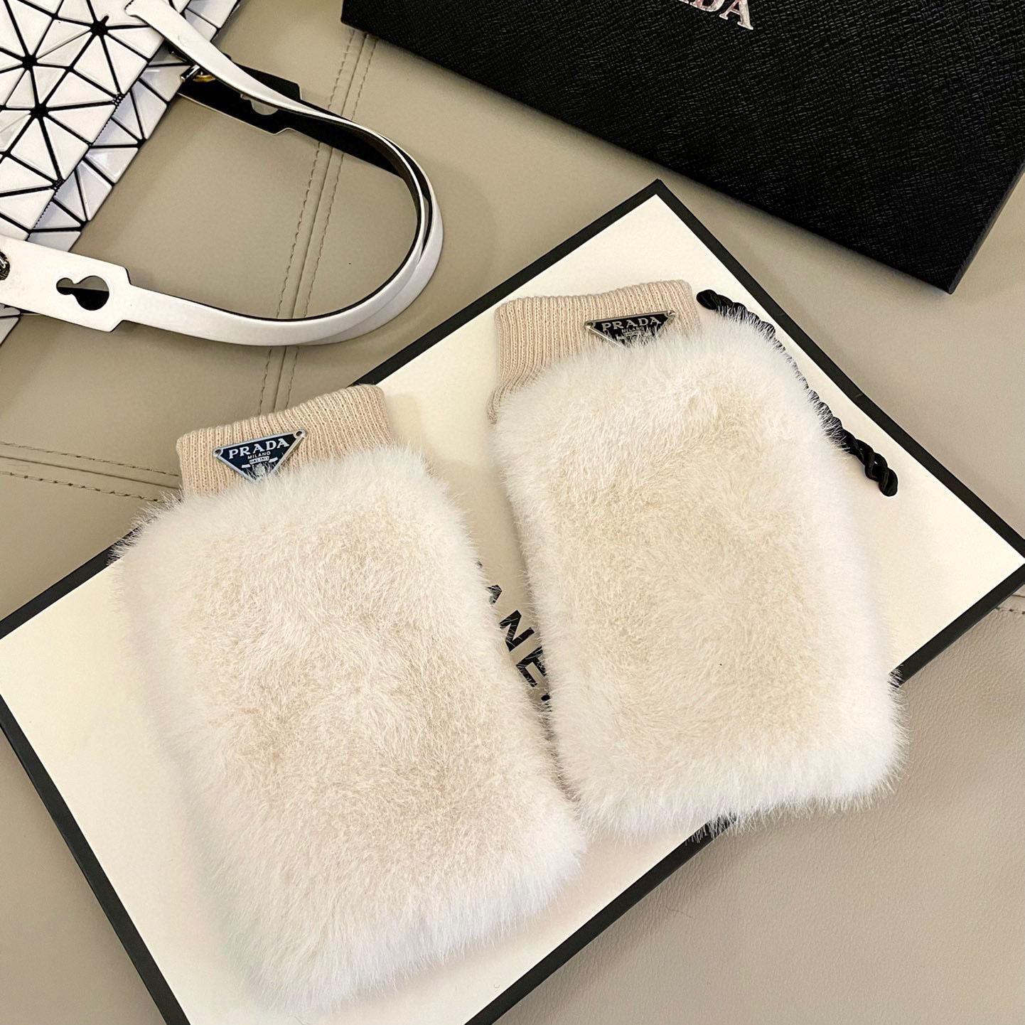 Prada Gloves  - FashionPlug