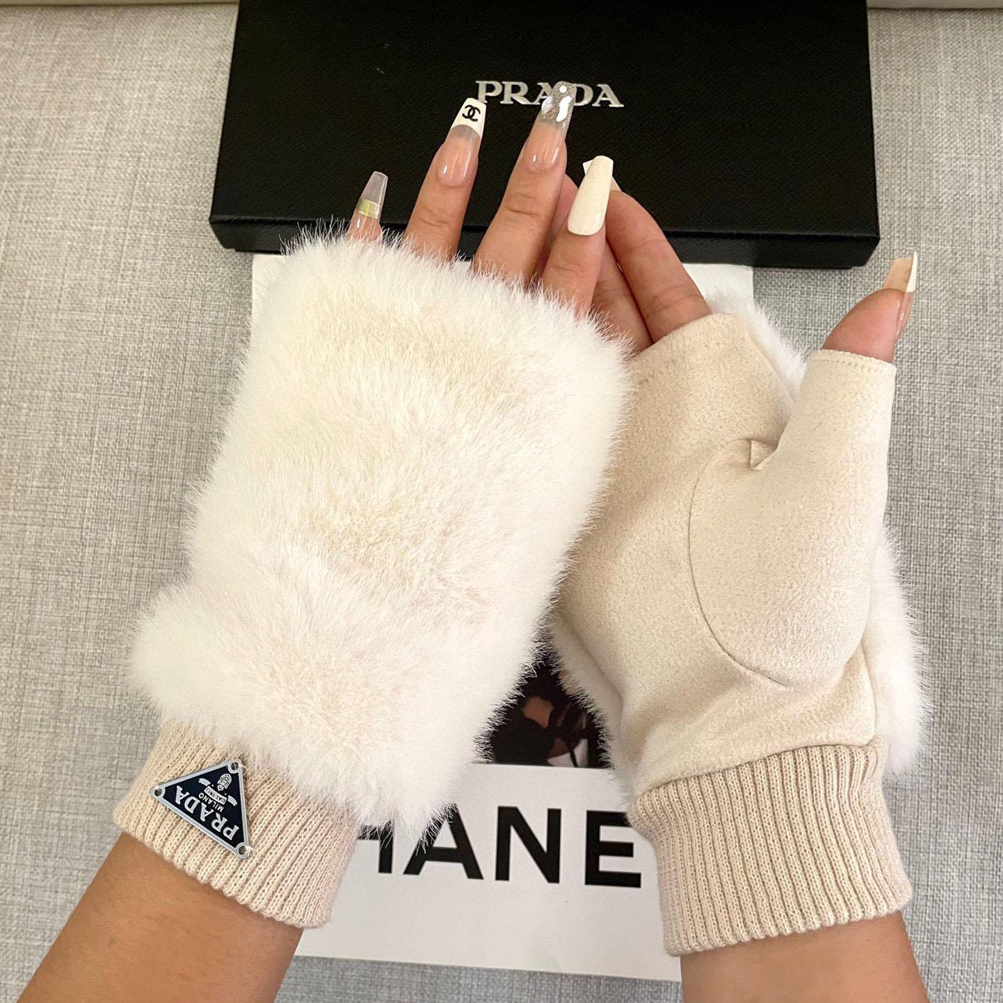 Prada Gloves  - FashionPlug