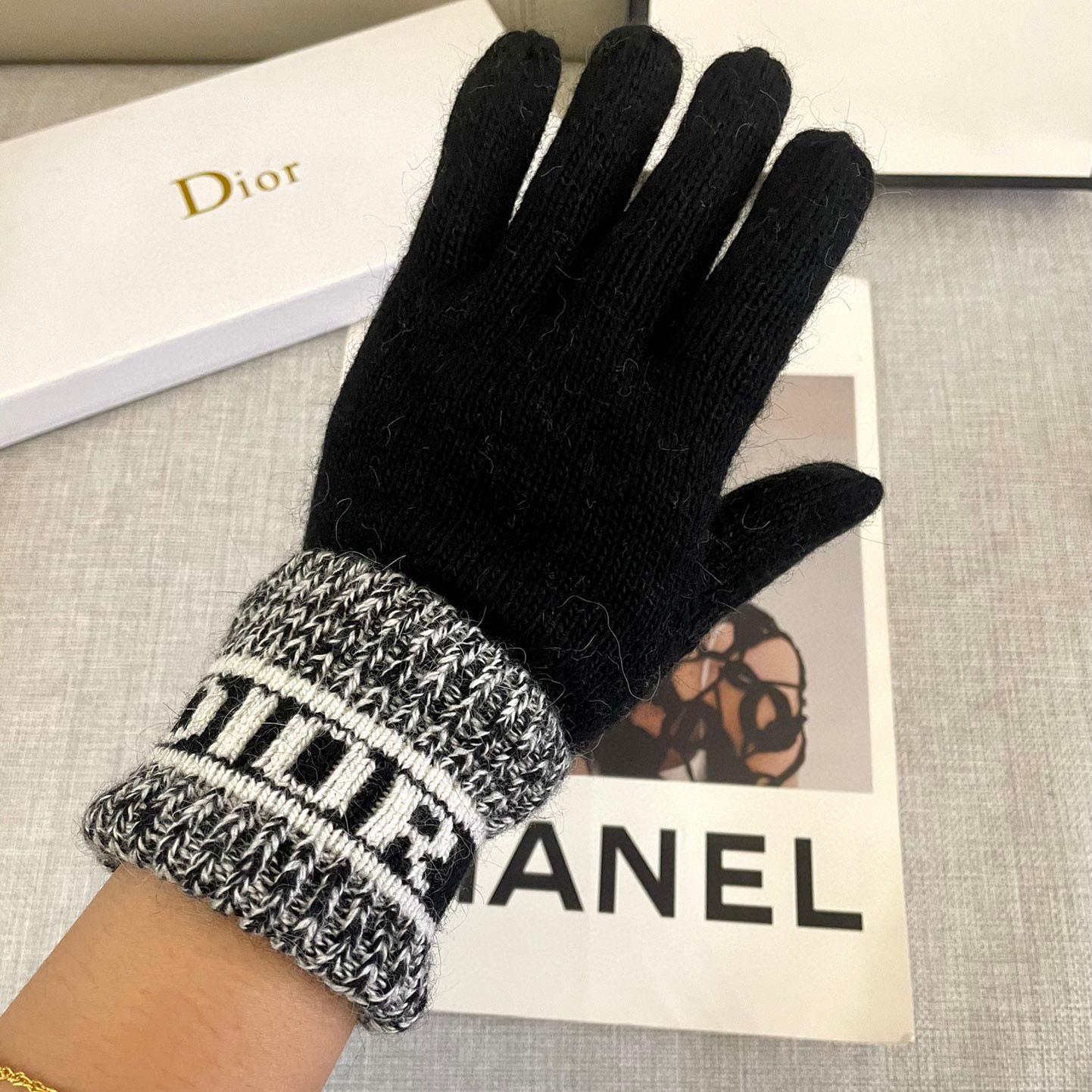 Dior Gloves  - FashionPlug