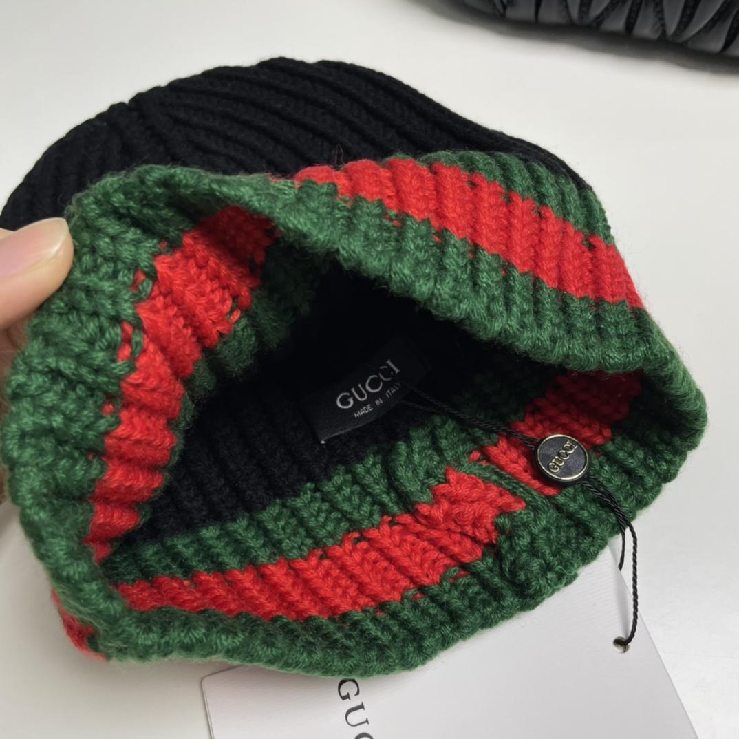 Gucci Beanie  - FashionPlug