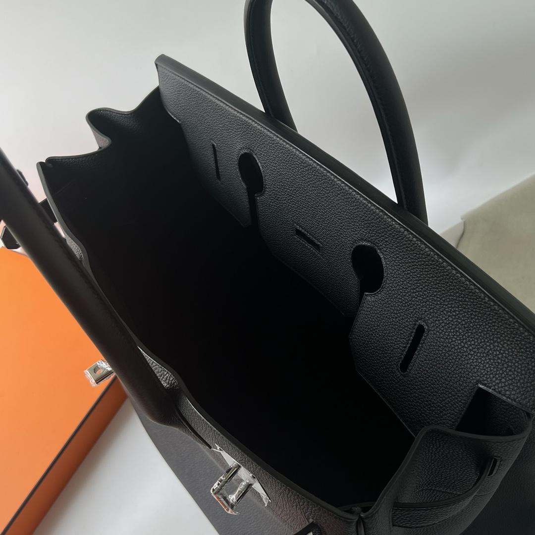Hermes Kelly Handbag   40cm - FashionPlug