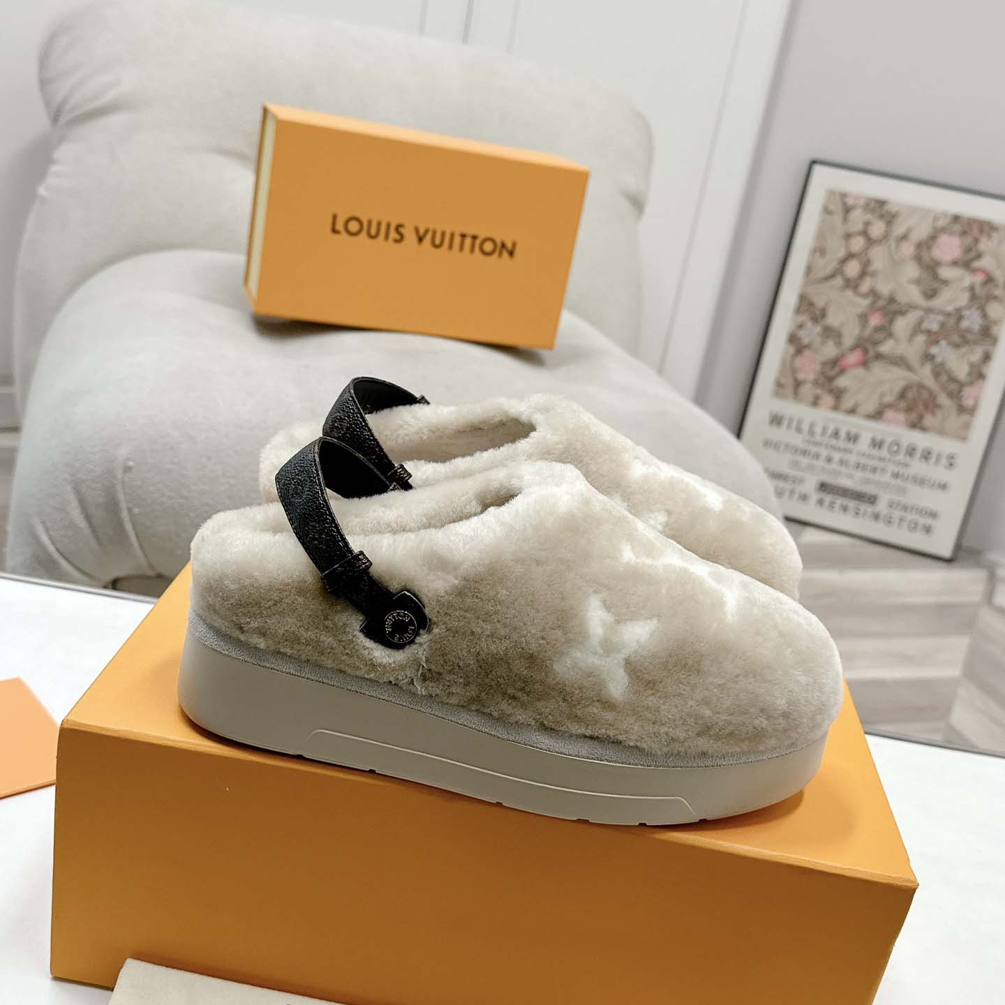 Louis Vuitton Aspen Platform Clog           - FashionPlug