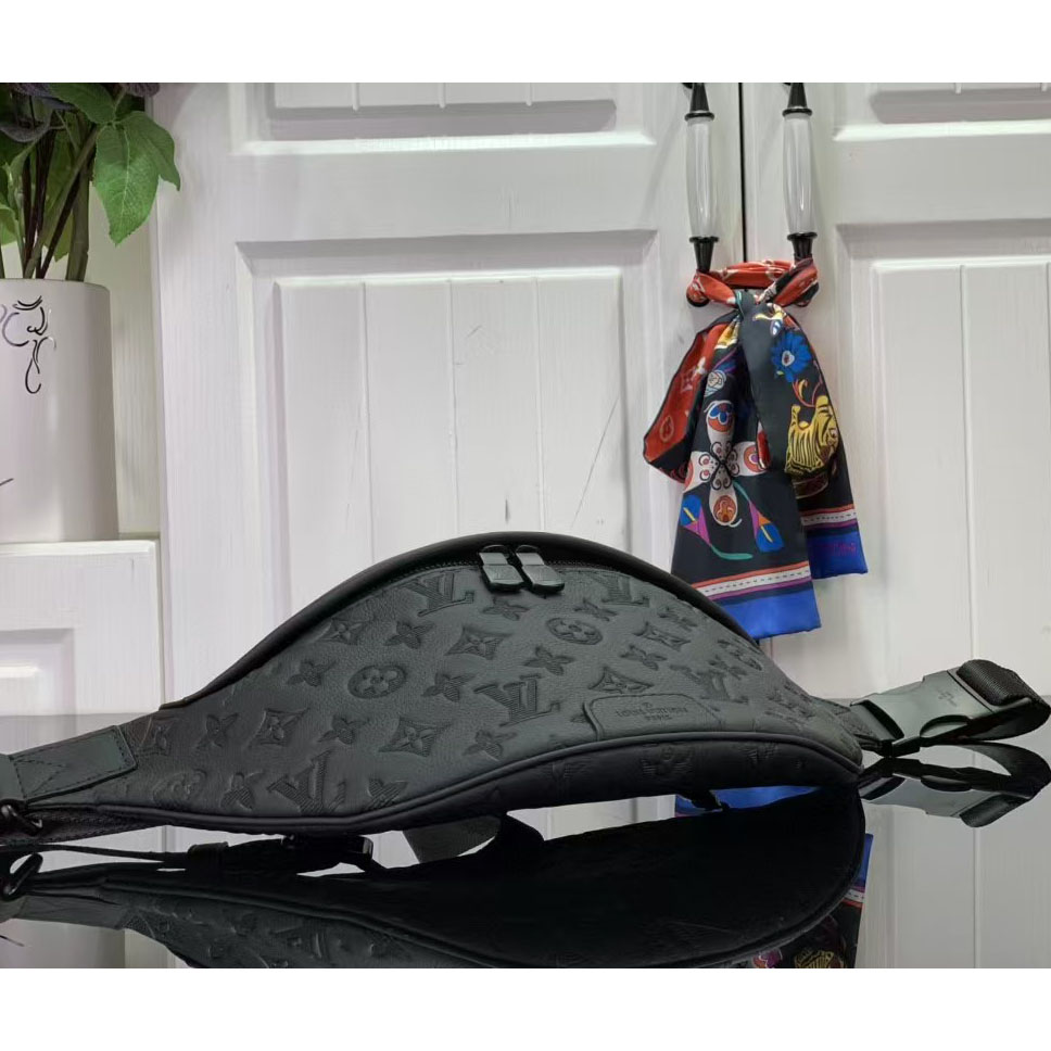 Louis Vuitton Discovery Bumbag PM (44-15-9 cm)M46036 - FashionPlug