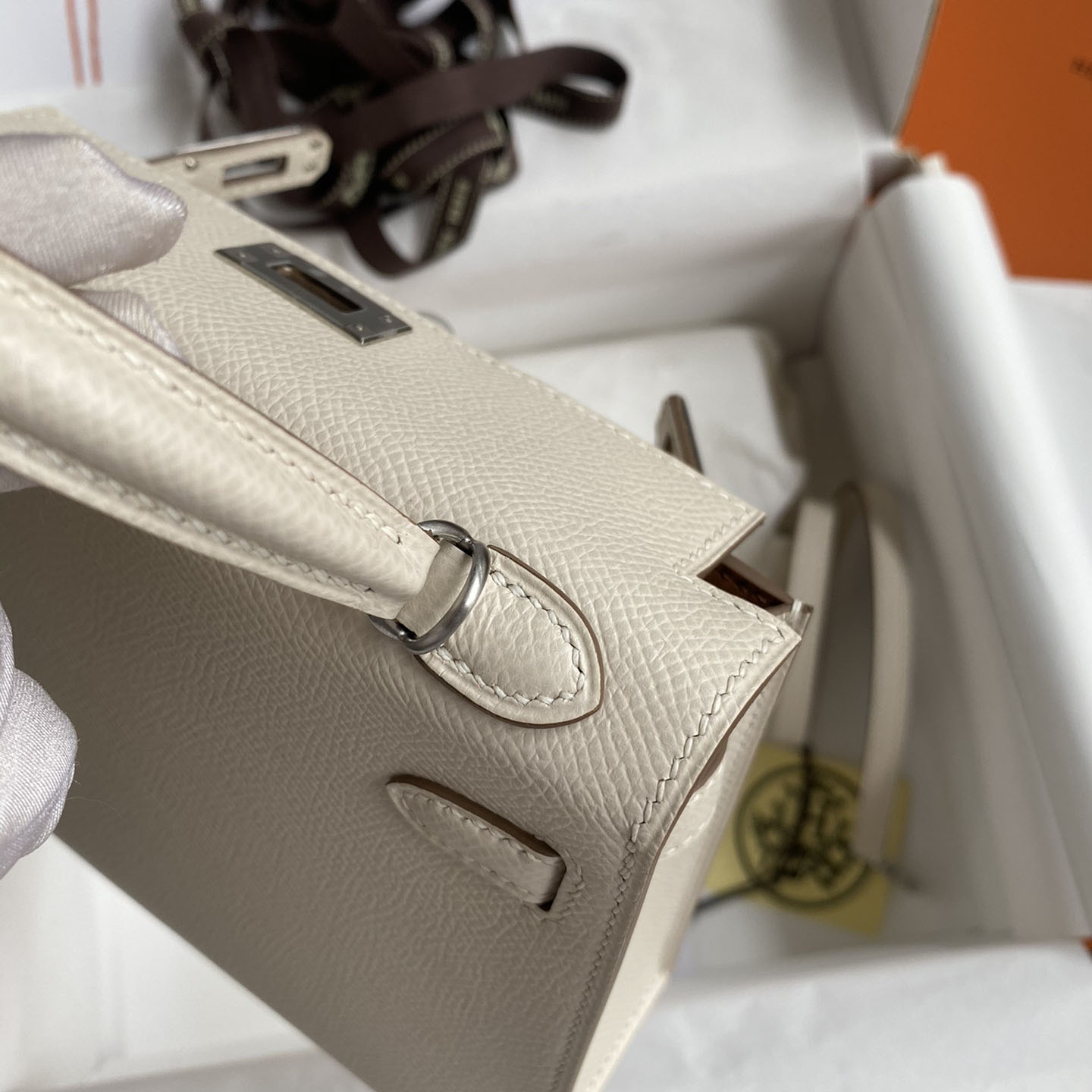 Hermes Kelly Handbag   19cm - FashionPlug