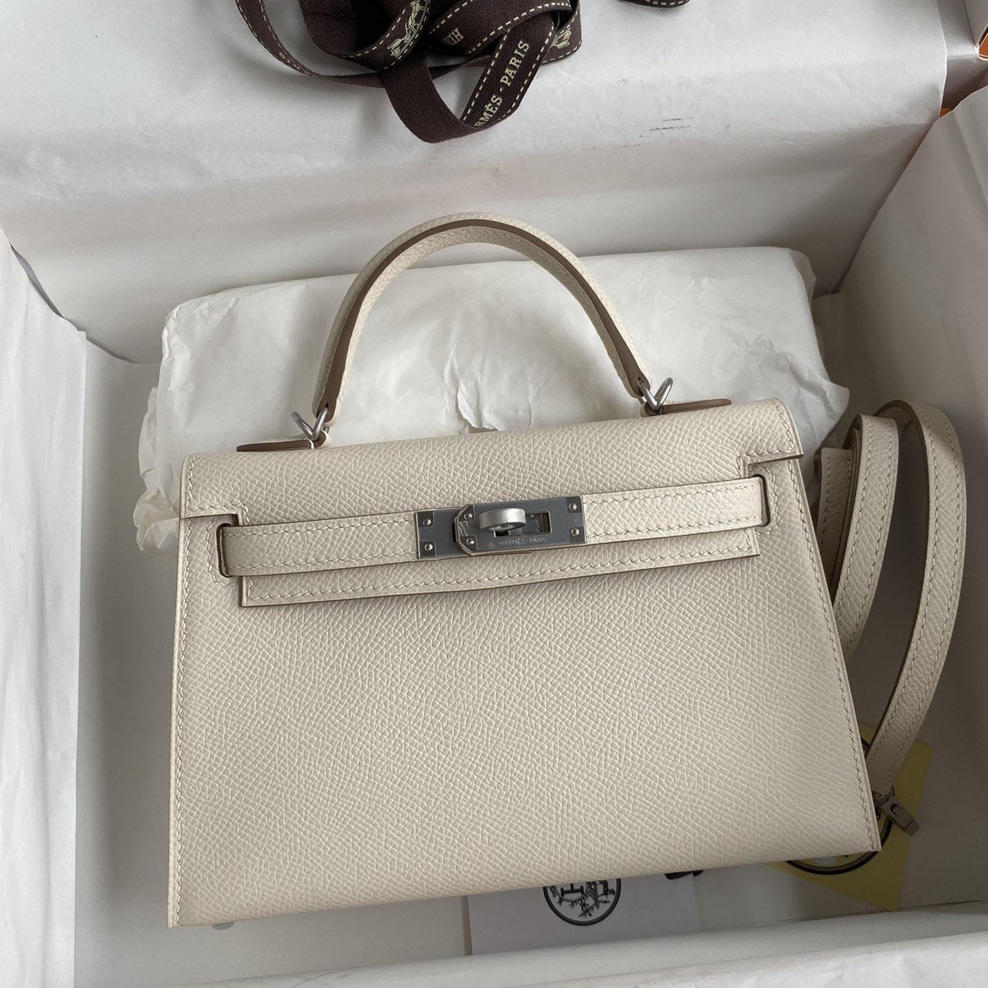 Hermes Kelly Handbag   19cm - FashionPlug