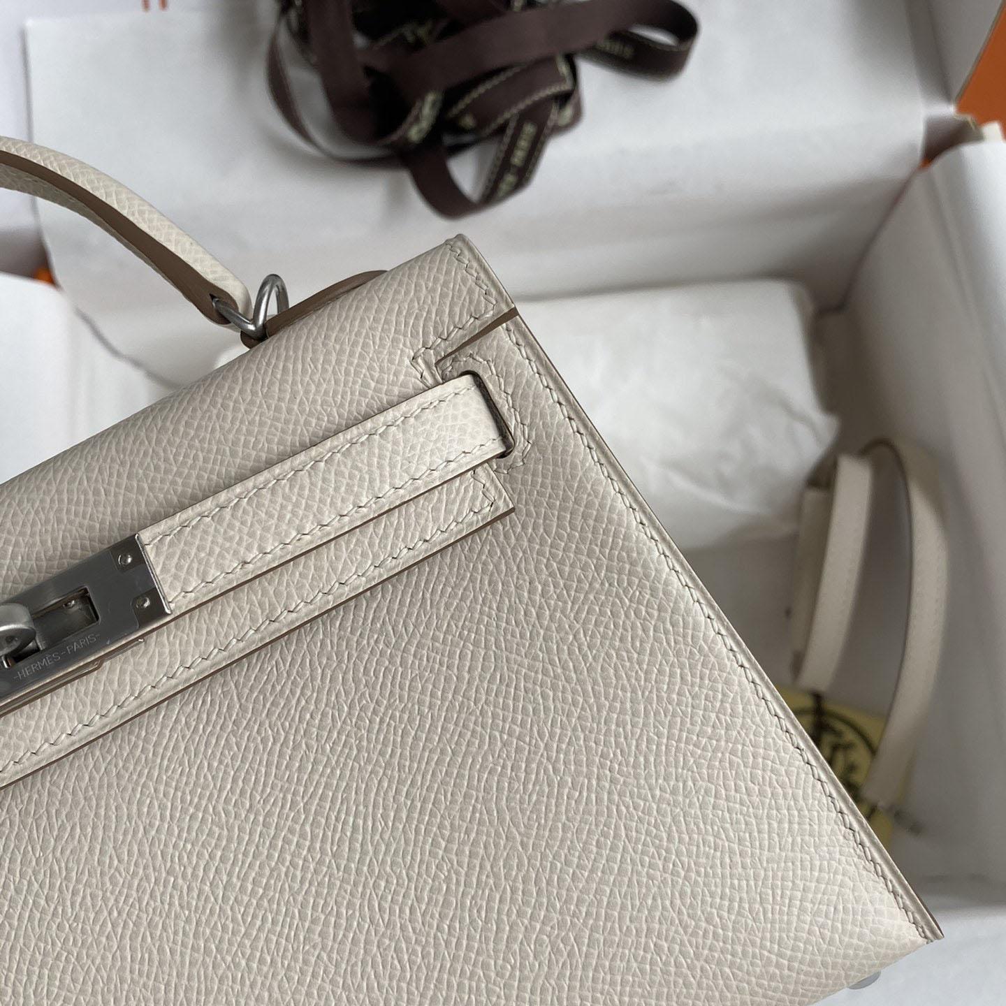 Hermes Kelly Handbag   19cm - FashionPlug