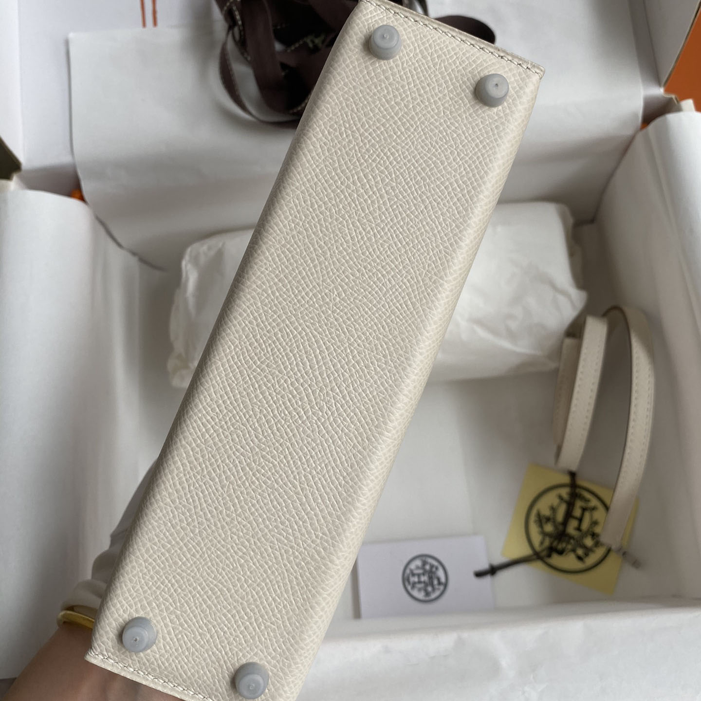 Hermes Kelly Handbag   19cm - FashionPlug