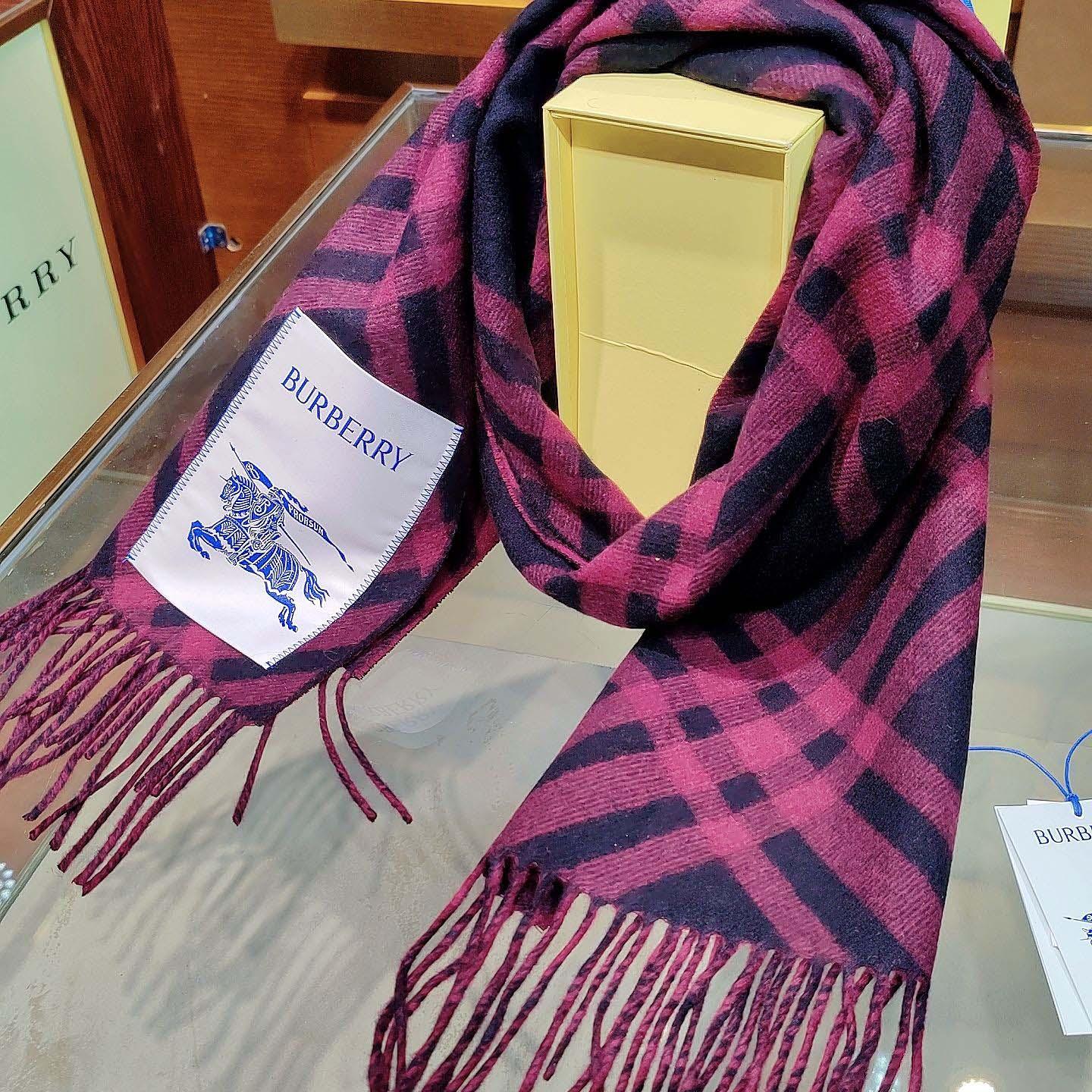 Burberry Check Cashmere Scarf - FashionPlug