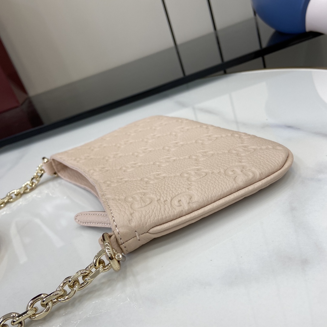 Gucci GG Emblem Super Mini Bag - FashionPlug