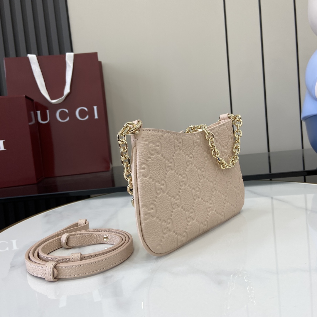 Gucci GG Emblem Super Mini Bag - FashionPlug