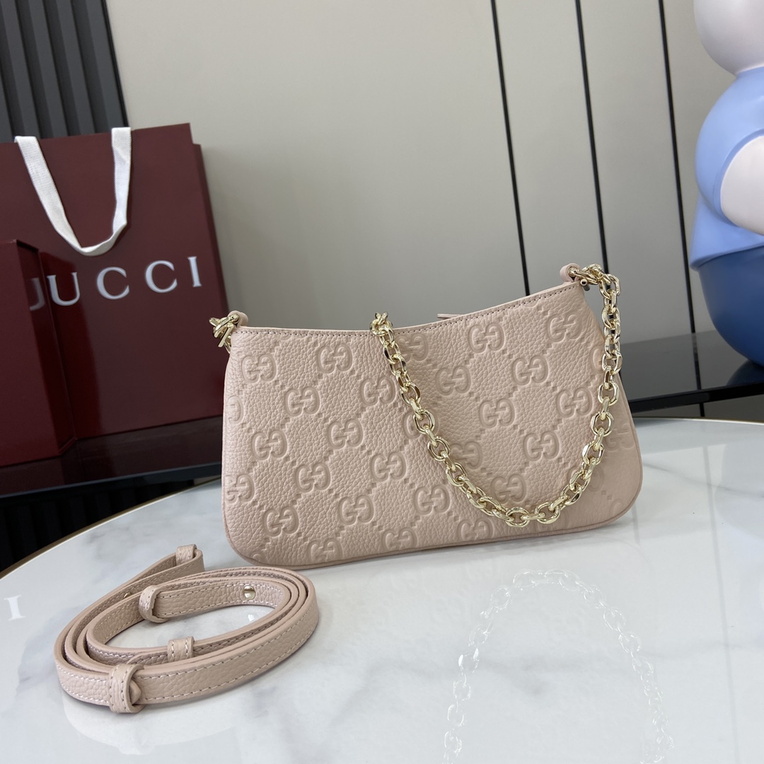 Gucci GG Emblem Super Mini Bag - FashionPlug