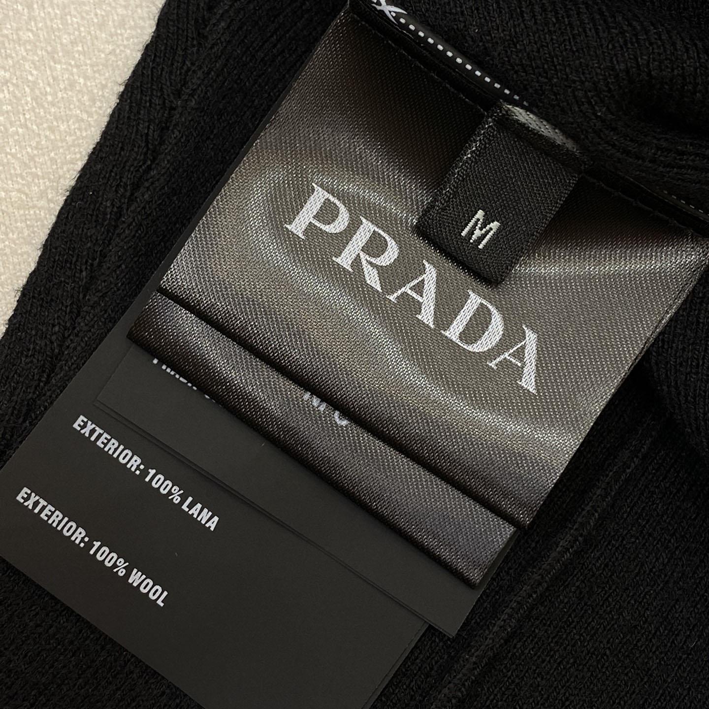 Balenciaga 3B Sports Icon Zip-Up Jacket In Black - FashionPlug