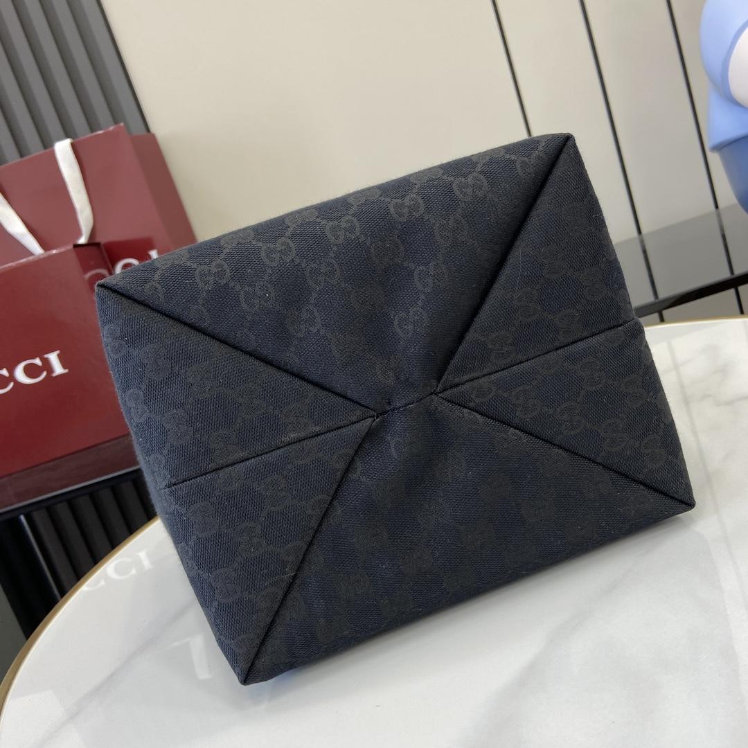 Gucci Totissima Small Tote Bag  - FashionPlug