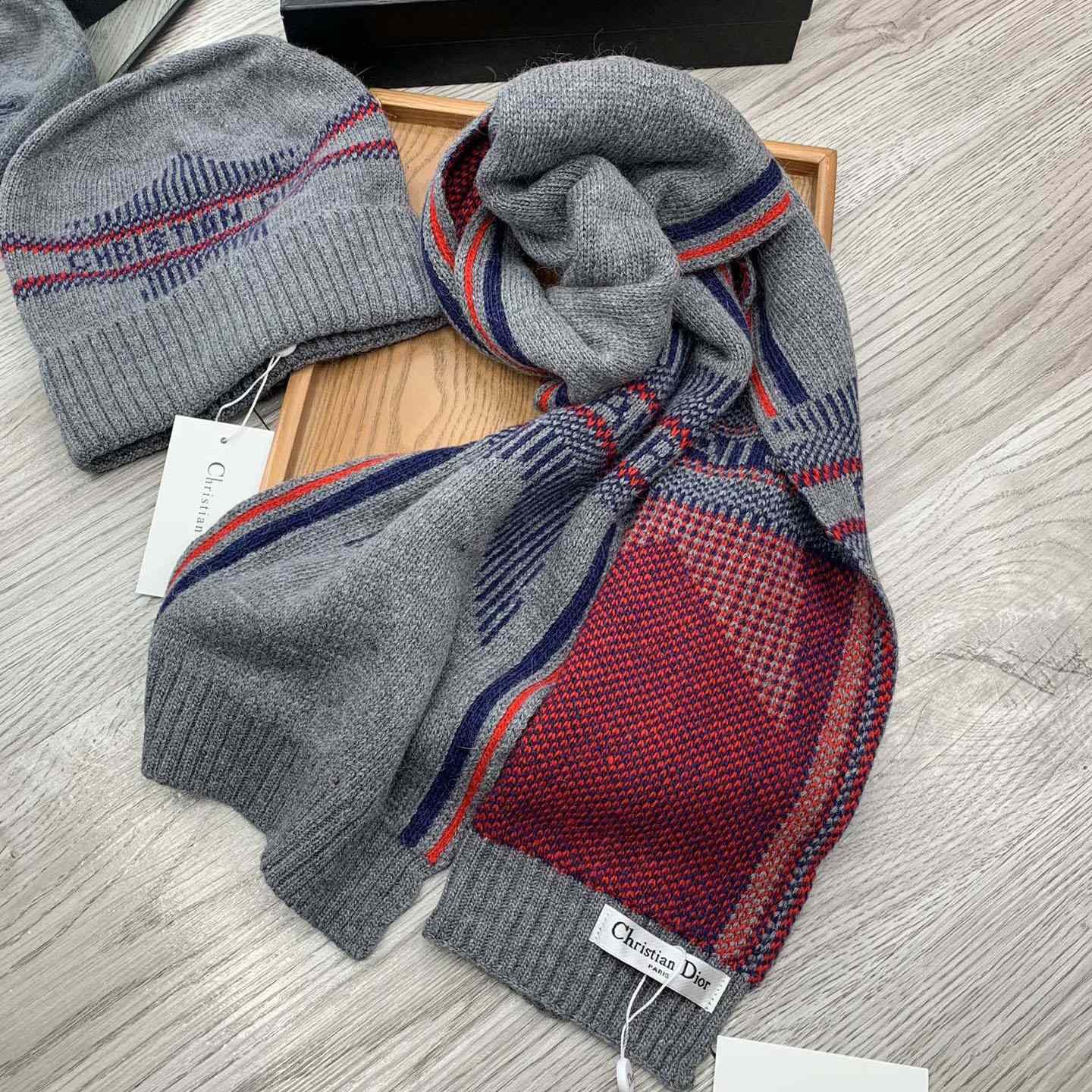 Dior Beanie And Scarf - FashionPlug