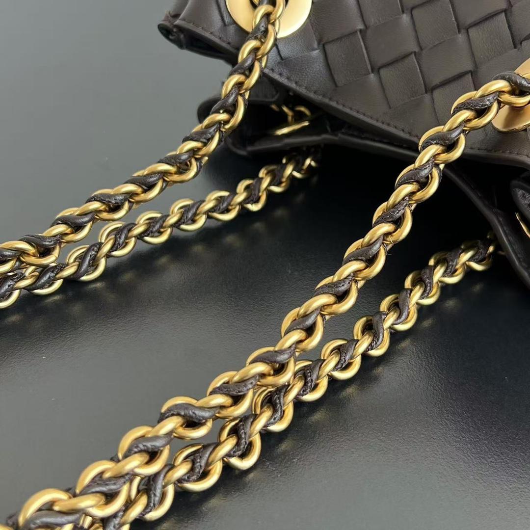 Bottega Veneta Small Parachute Chain   - FashionPlug