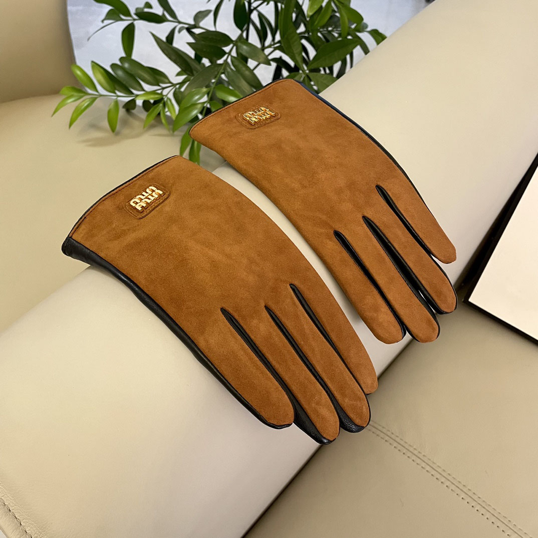 Miu Miu Gloves  - FashionPlug