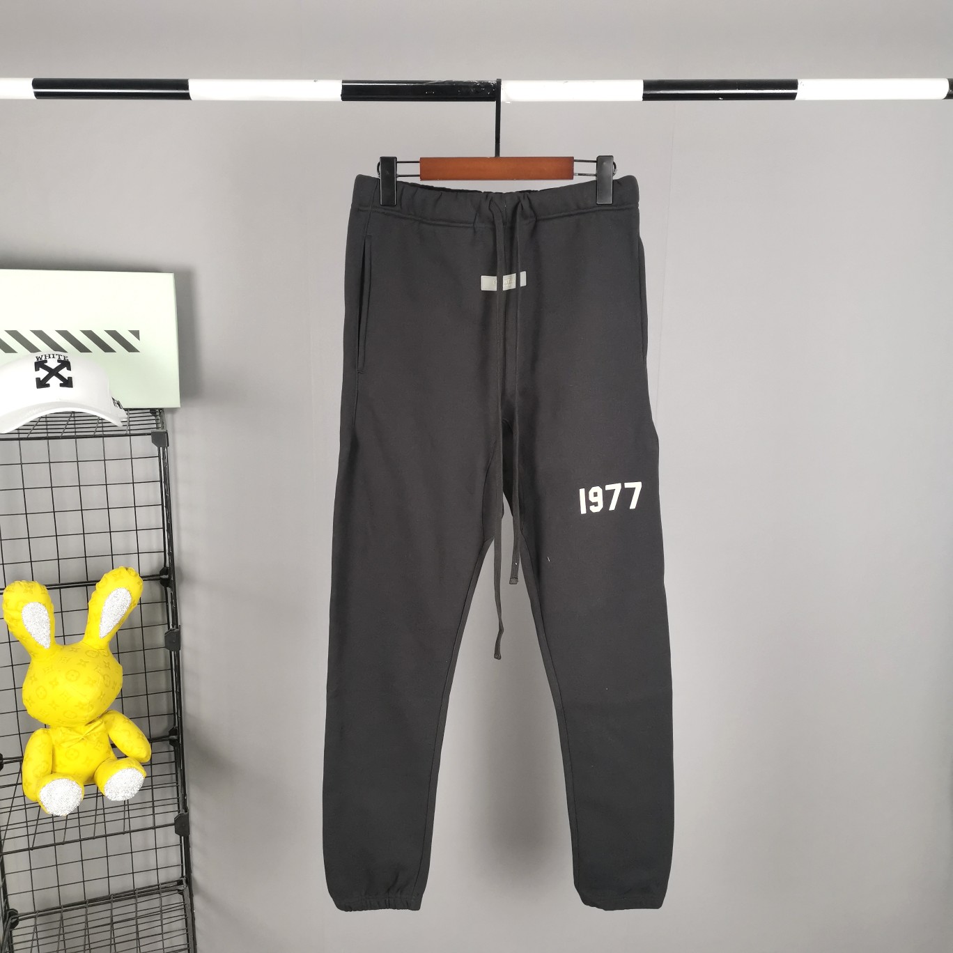 Fear of God Essentials Sweatpants - FashionPlug
