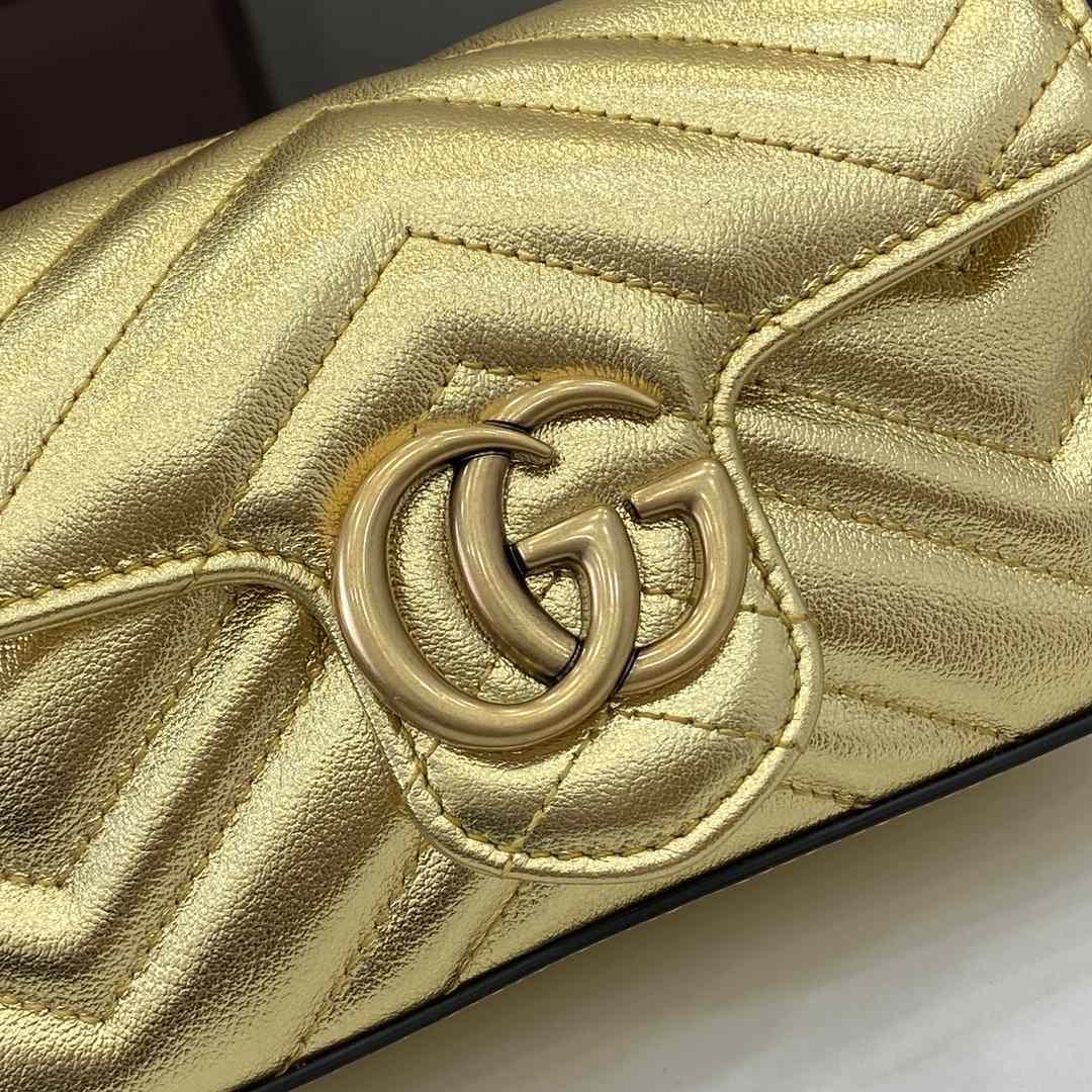 Gucci GG Marmont Super Mini Bag - FashionPlug