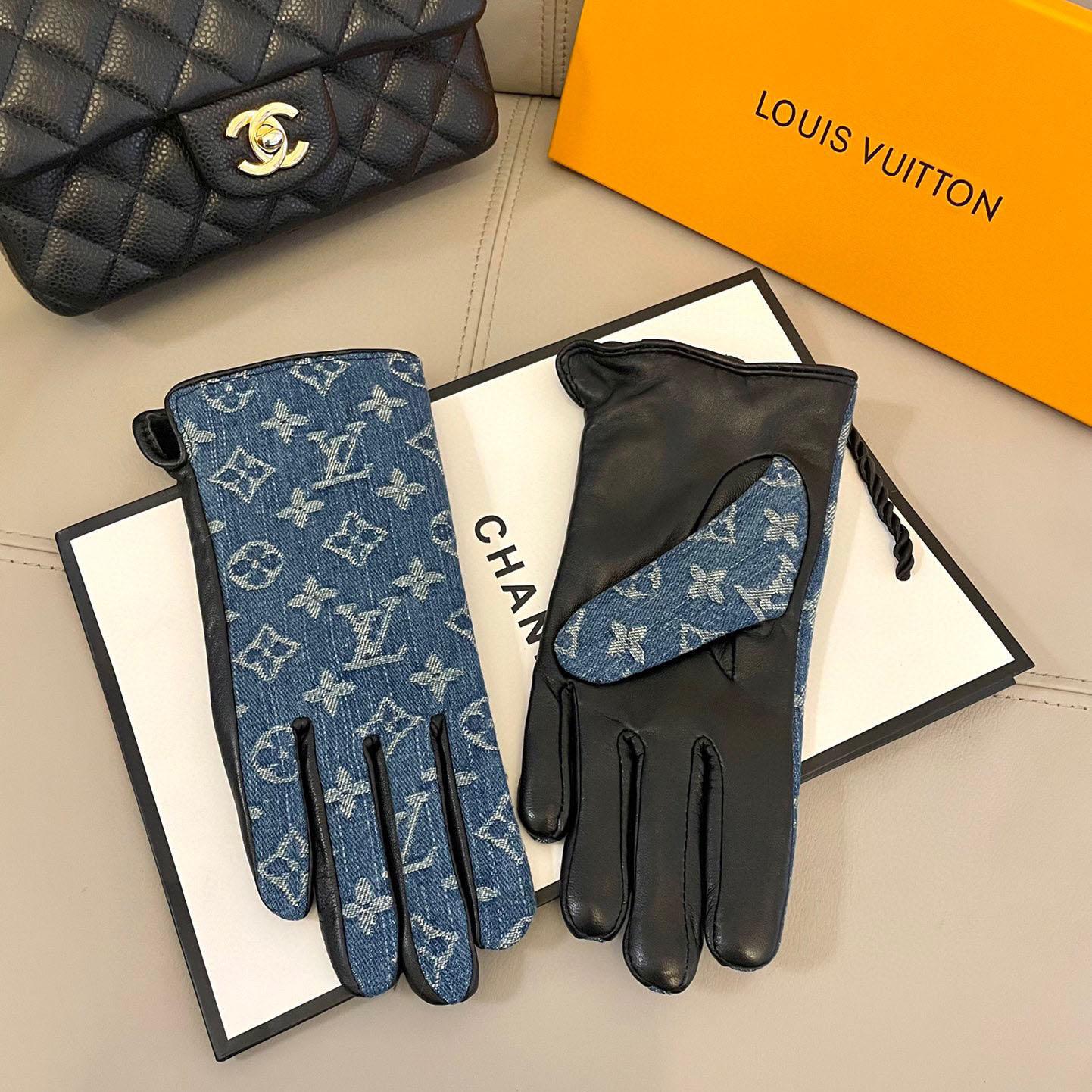 Louis Vuitton Gloves  - FashionPlug