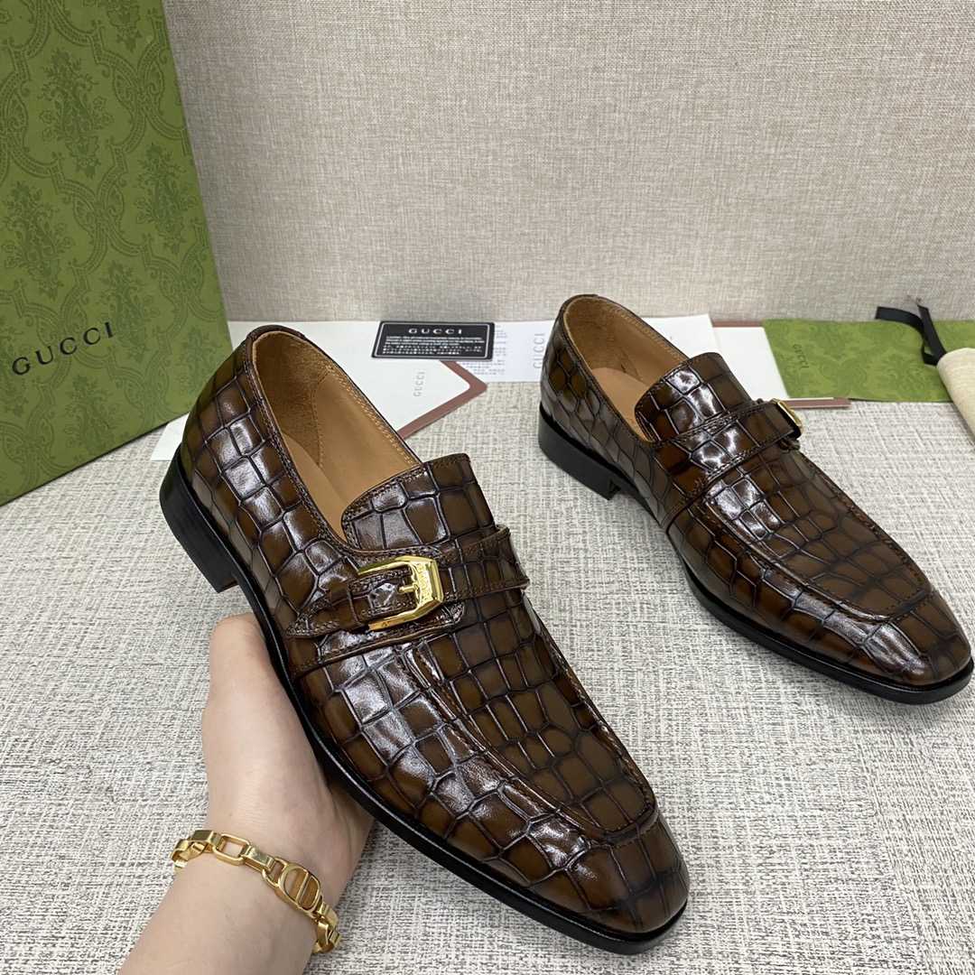 Gucci Men's Loafer - FashionPlug