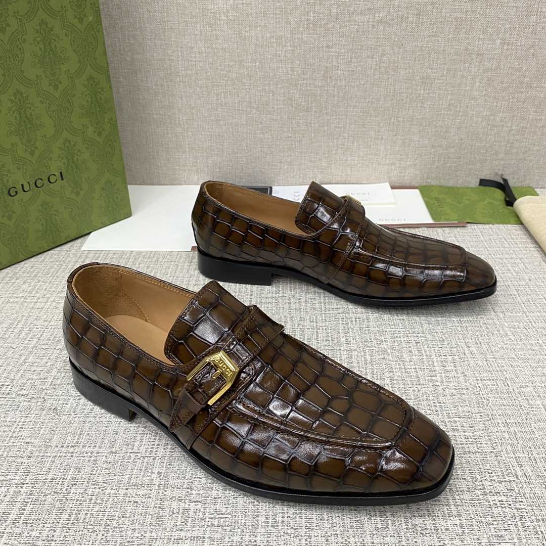Gucci Men's Loafer - FashionPlug