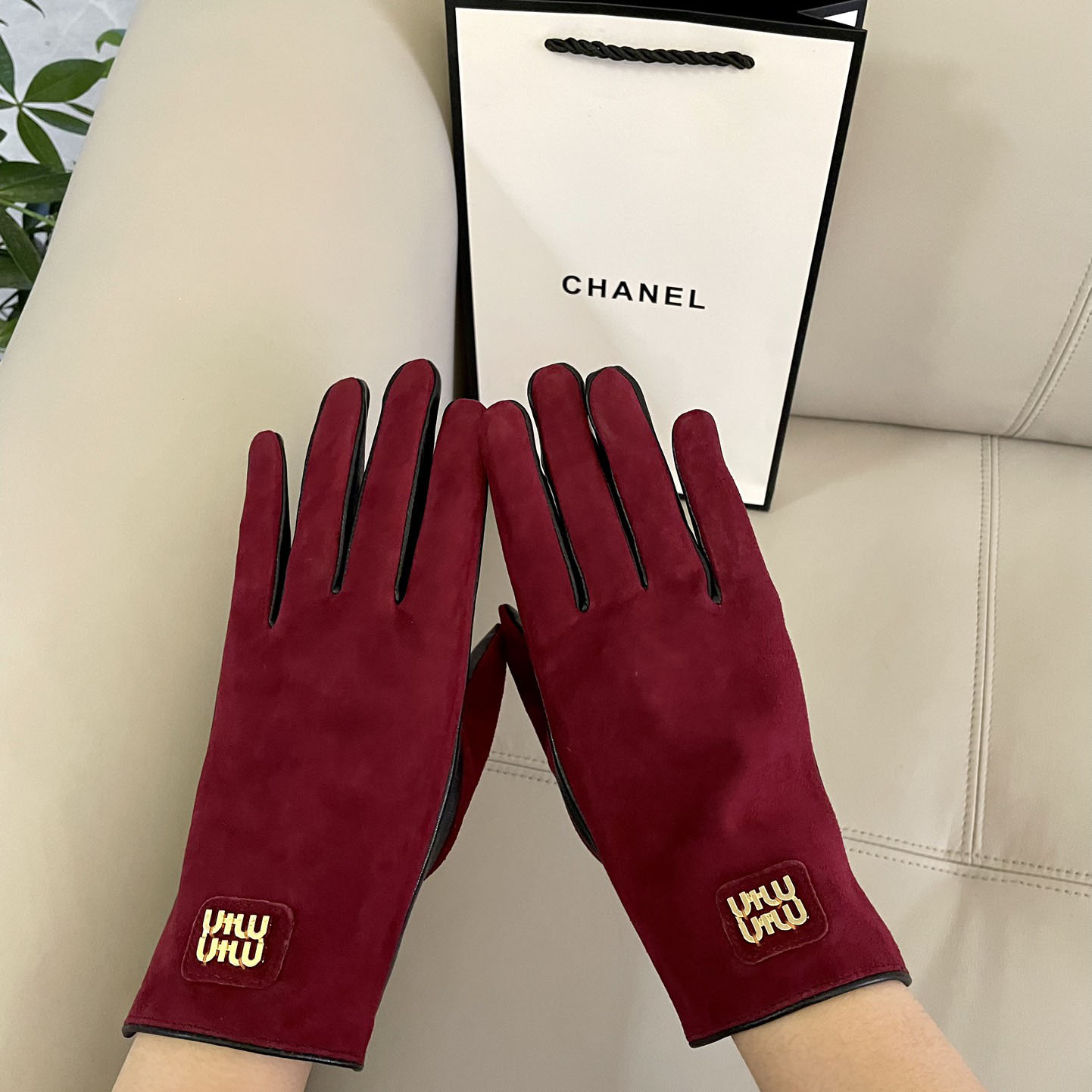 Miu Miu Gloves  - FashionPlug