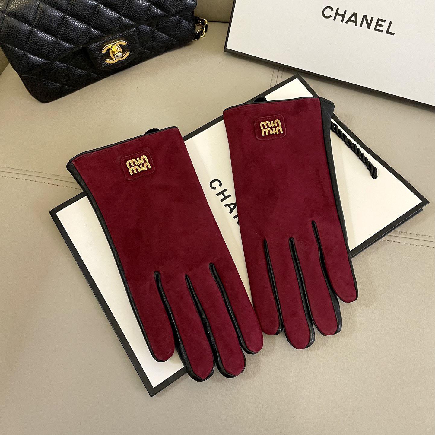 Miu Miu Gloves  - FashionPlug