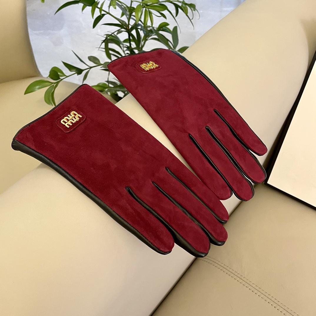 Miu Miu Gloves  - FashionPlug