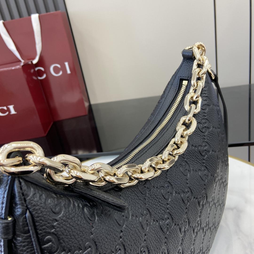 Gucci GG Emblem Medium Shoulder Bag - FashionPlug