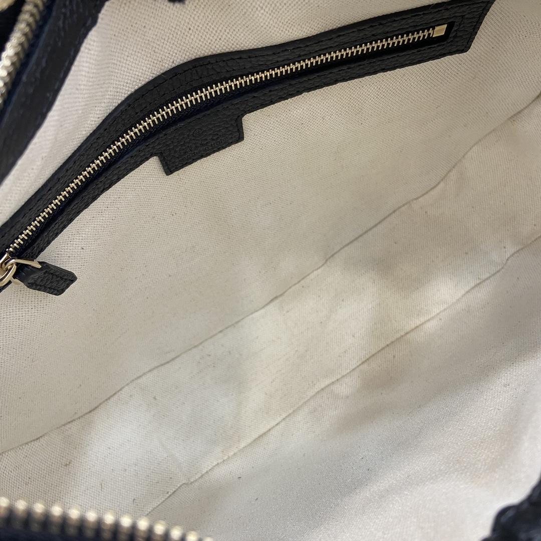 Gucci GG Emblem Medium Shoulder Bag - FashionPlug