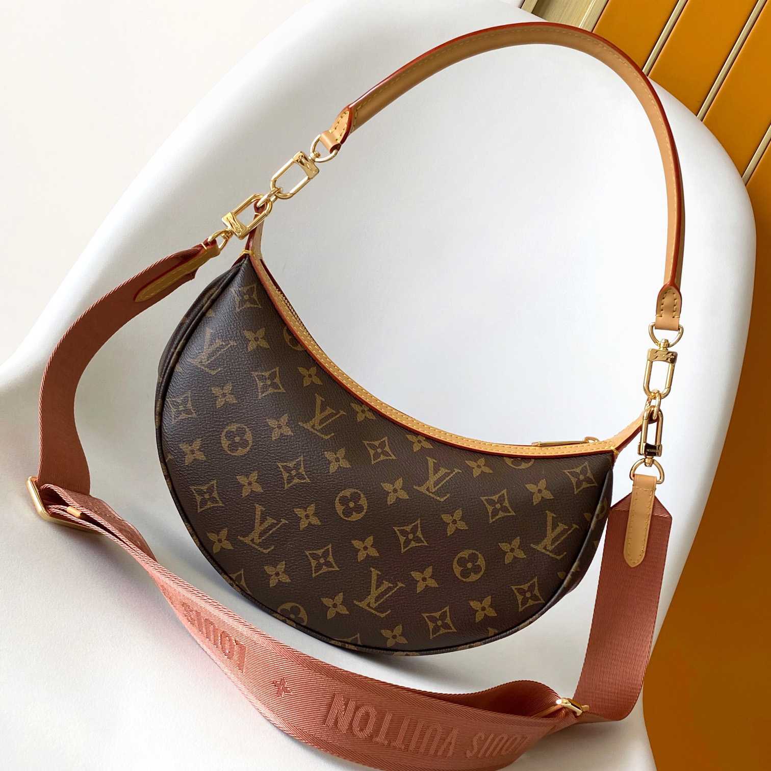 Louis Vuitton Looping   M12939 - FashionPlug