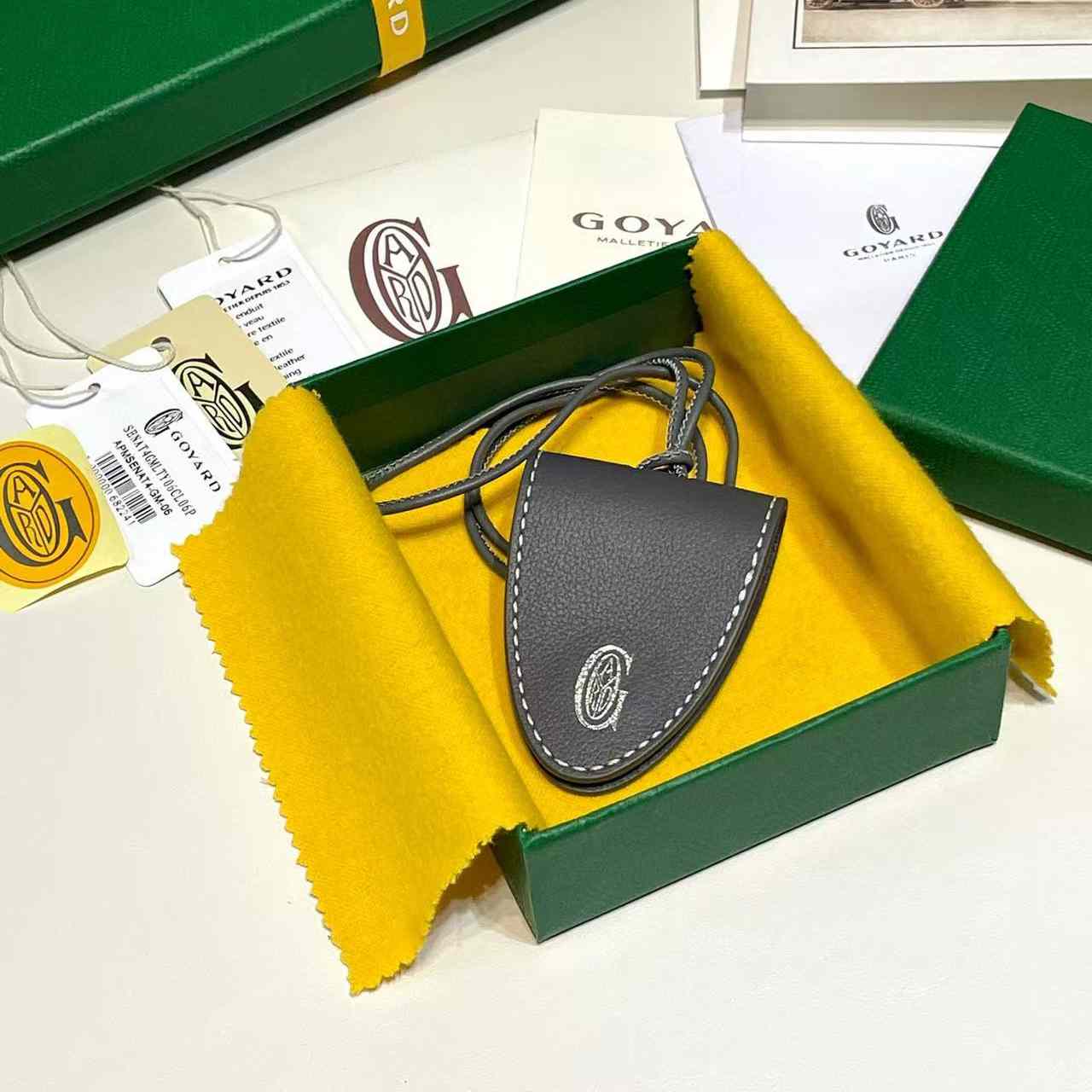 Goyard Key Pouches - FashionPlug