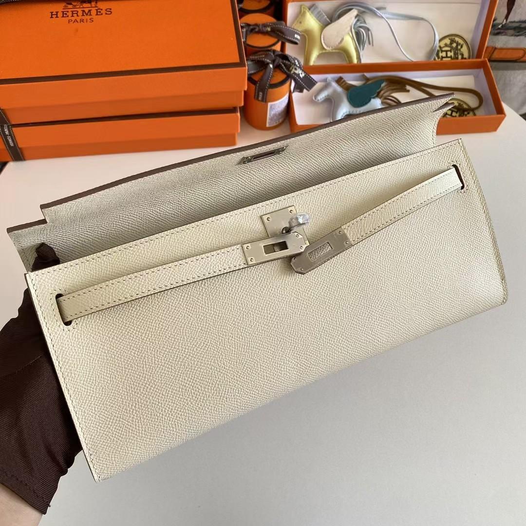 Hermes Women’s Genuine Leather Top Handle Lock Closure Clutch Bag   31cm - FashionPlug