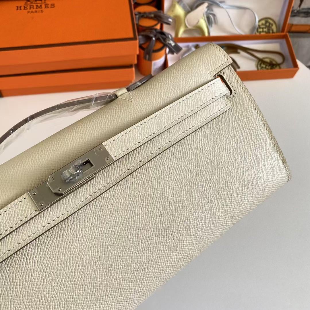Hermes Women’s Genuine Leather Top Handle Lock Closure Clutch Bag   31cm - FashionPlug